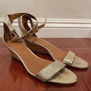 Gold crinkle Tory Burch savannah wedge sandal